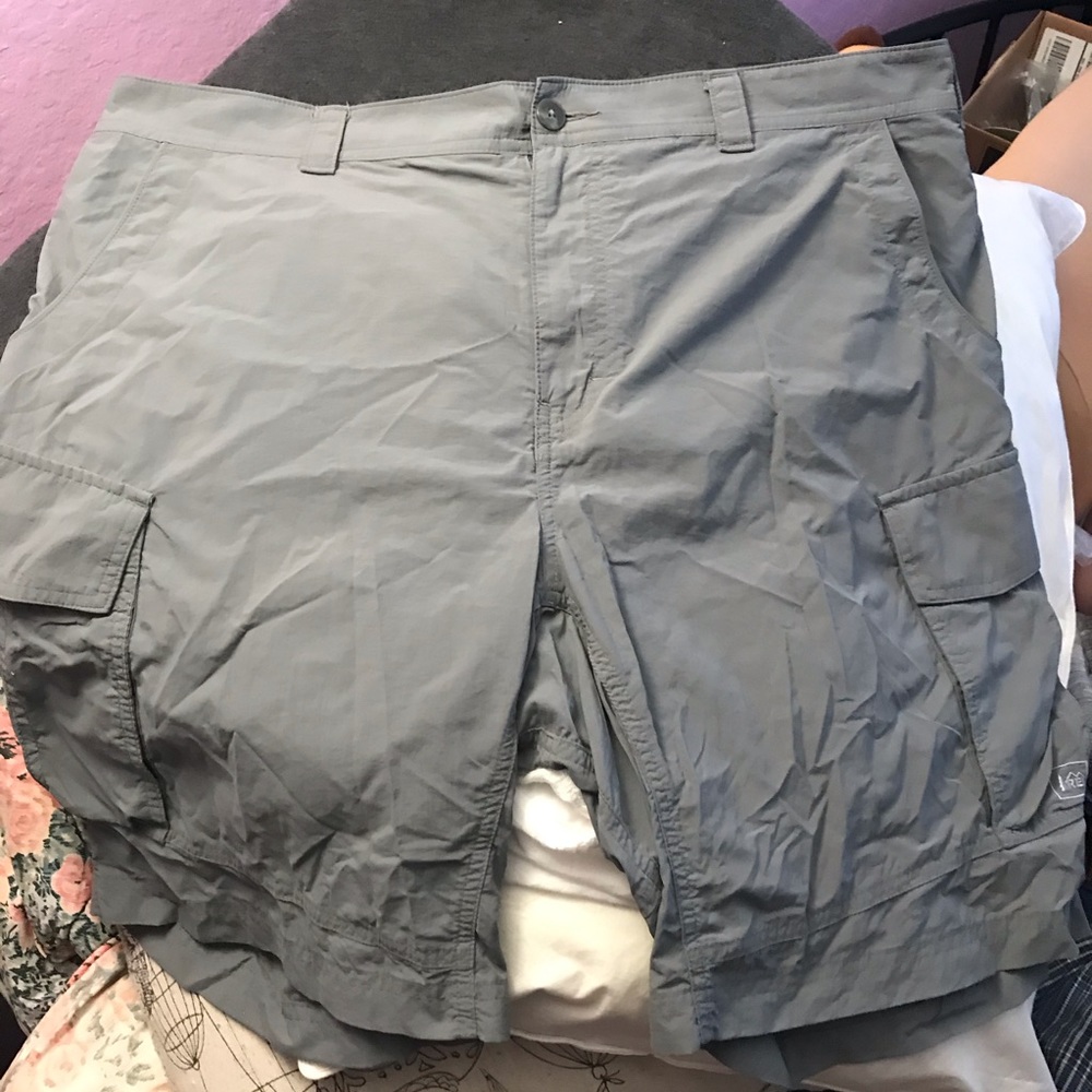 REI Men’s Shorts XXL
